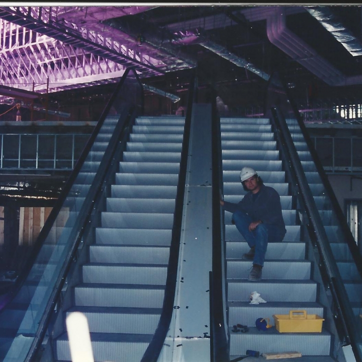 Terminal A worker - 1997